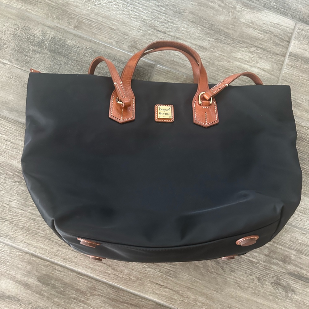 Dooney & Bourke Black tote Bag with Brown Handles